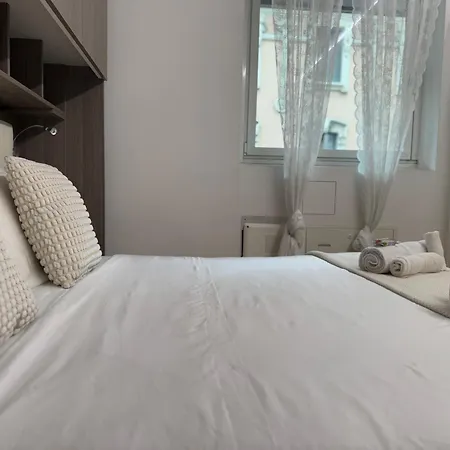 La Regina Delle Locazioni In Porta Romana 3 Apartment